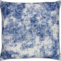 Skye Outdoor Pillow (22 x 22) 