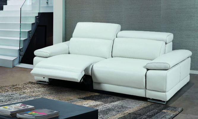 Grace Electric Motion Loveseat (White)