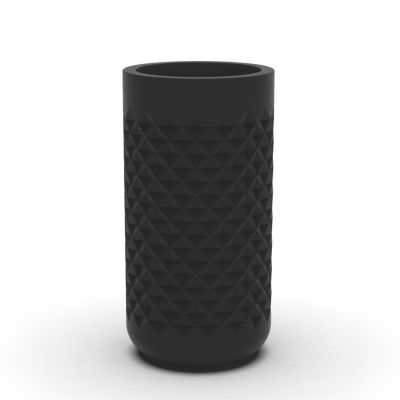 Clima High Pyramid Planter (Black - 36 In)