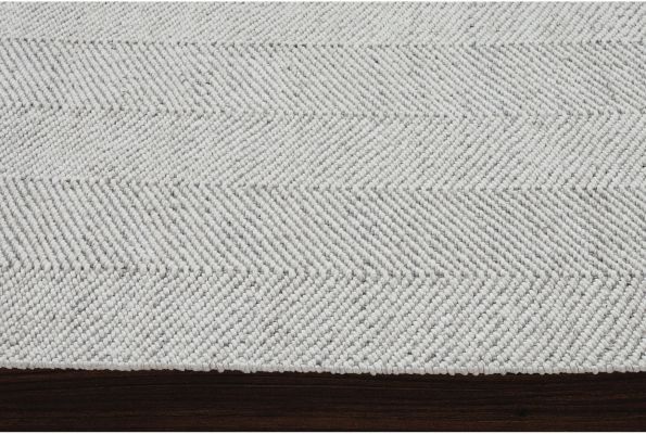 Malur Rug (8 x 10 - Ivory & Silver)